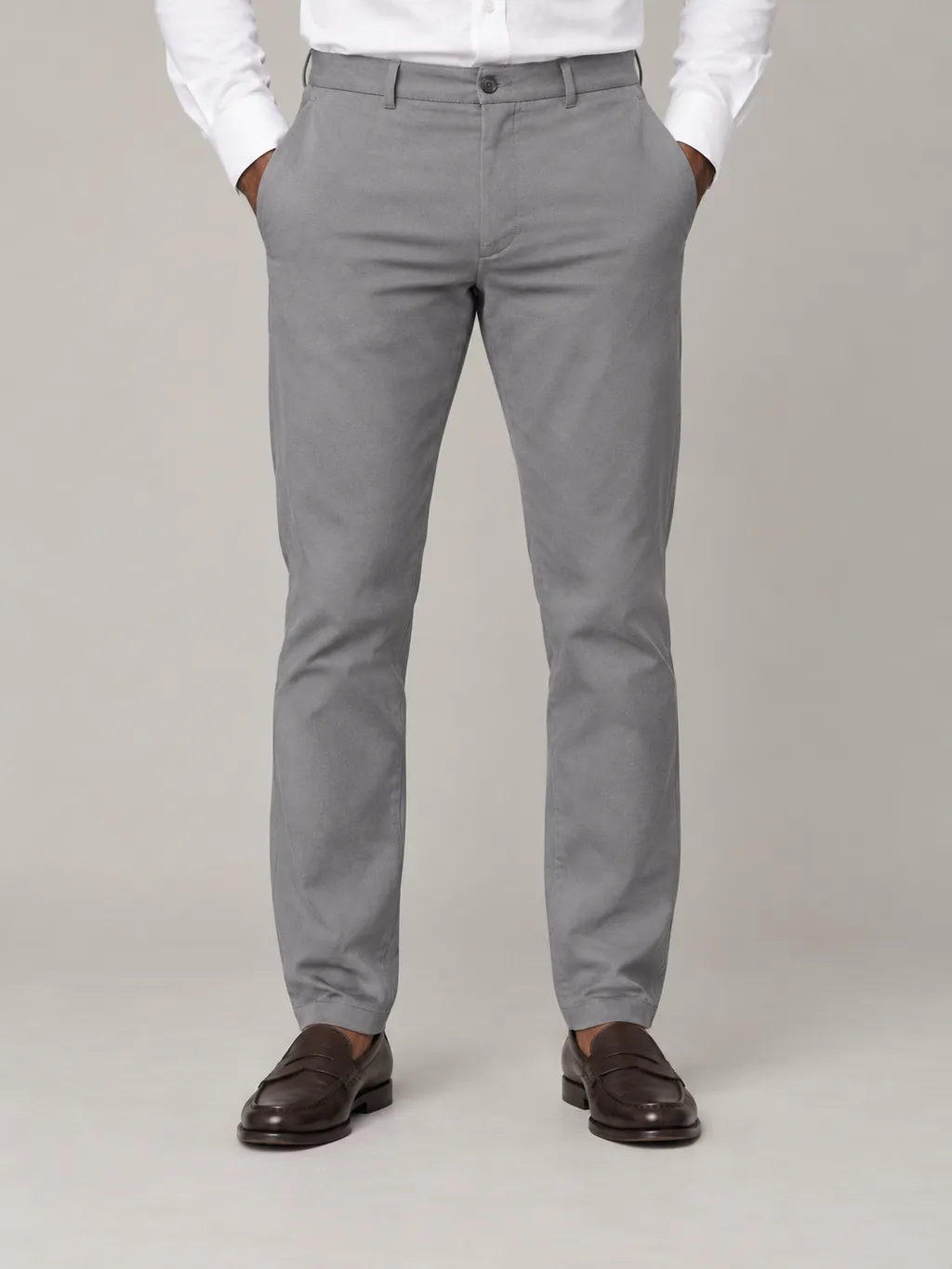 Grå chinos med stretch