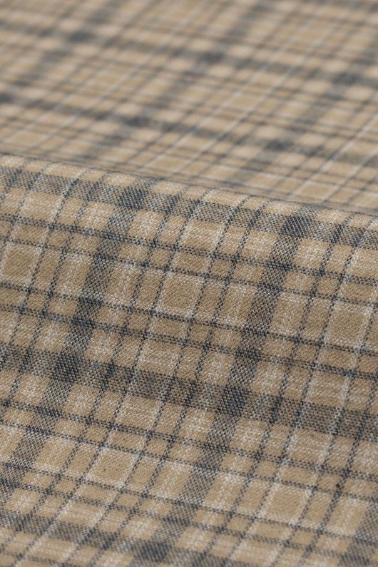 Colchester, black and beige