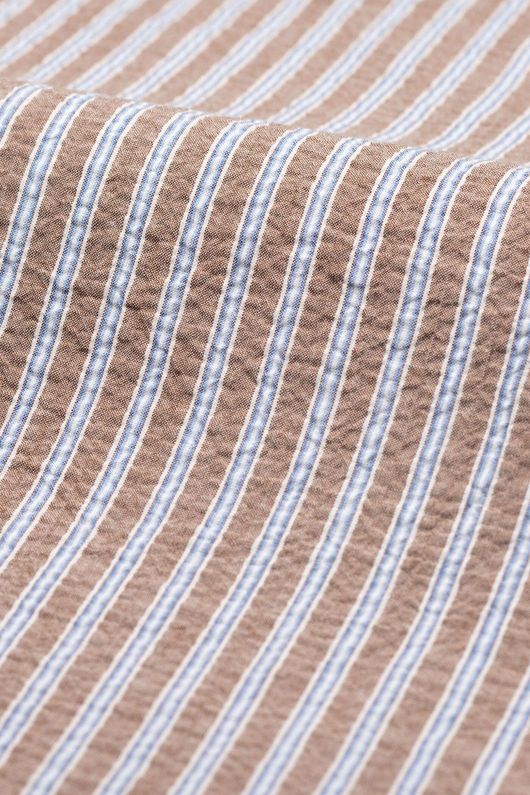 Azzurro, brown and blue
