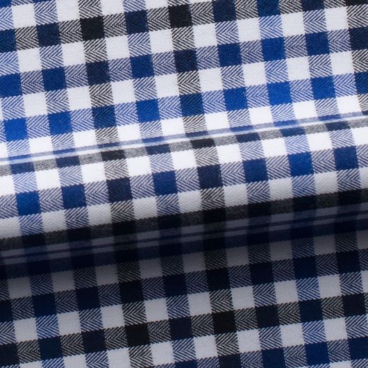 Parga, black and blue