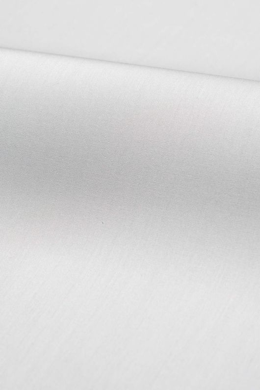 Ayton, light gray