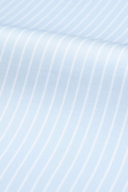 Beyton, light blue