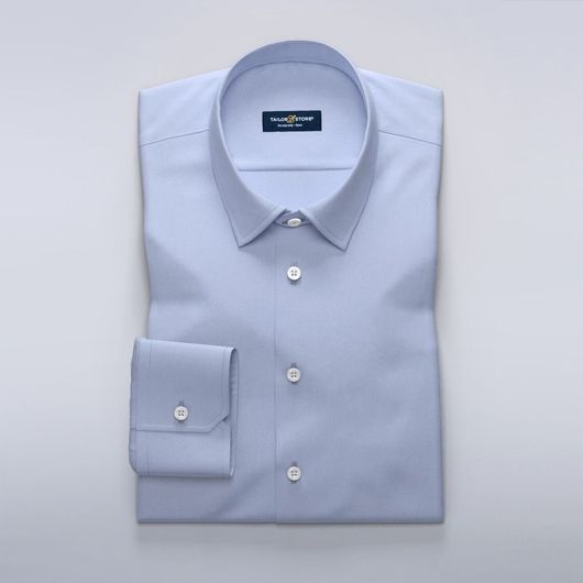 Women's business dress shirt in light blue twill