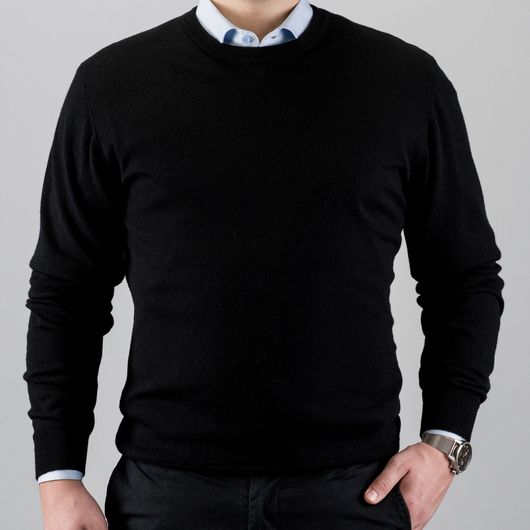 Crew neck merino wool sweater, black