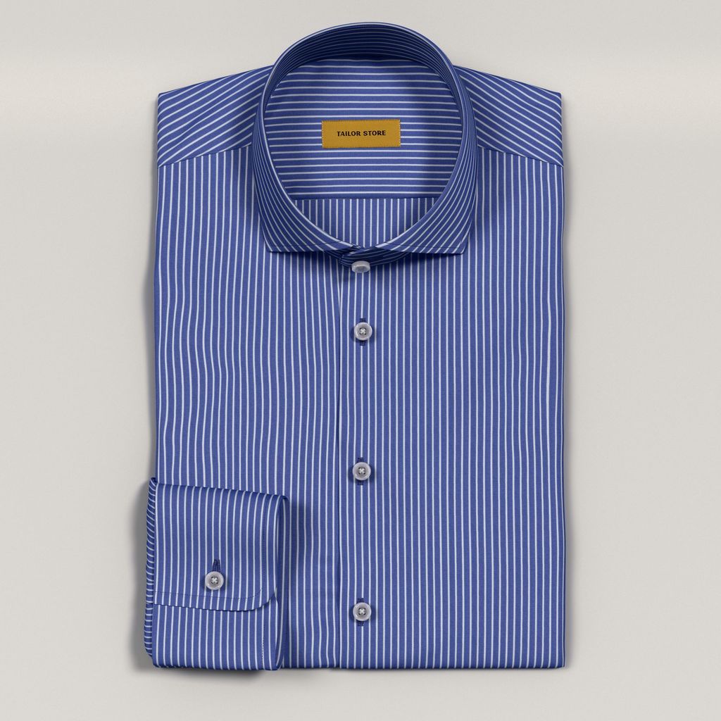 Blaues Hemd mit dünnen weißen Streifen