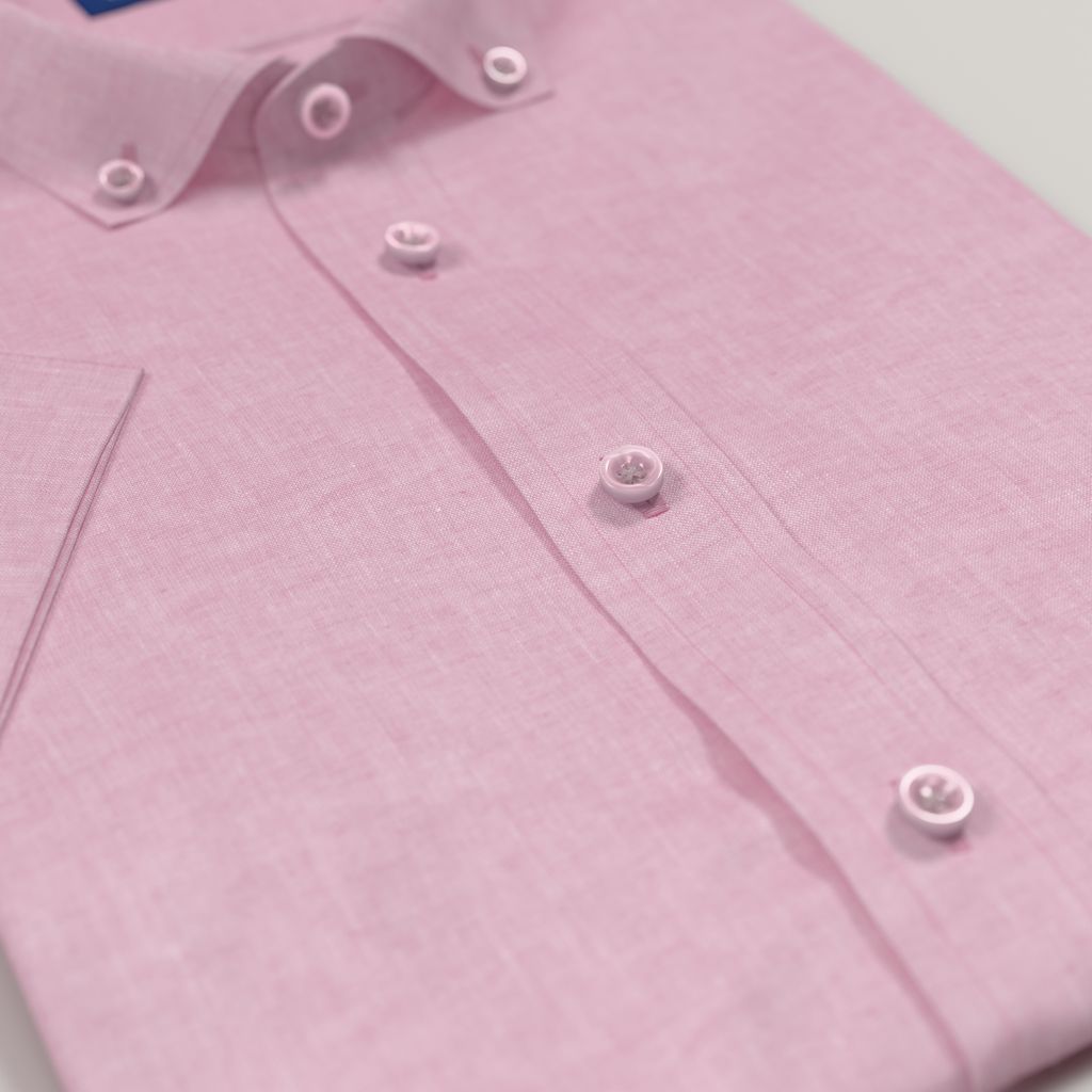 Light pink short-sleeved shirt