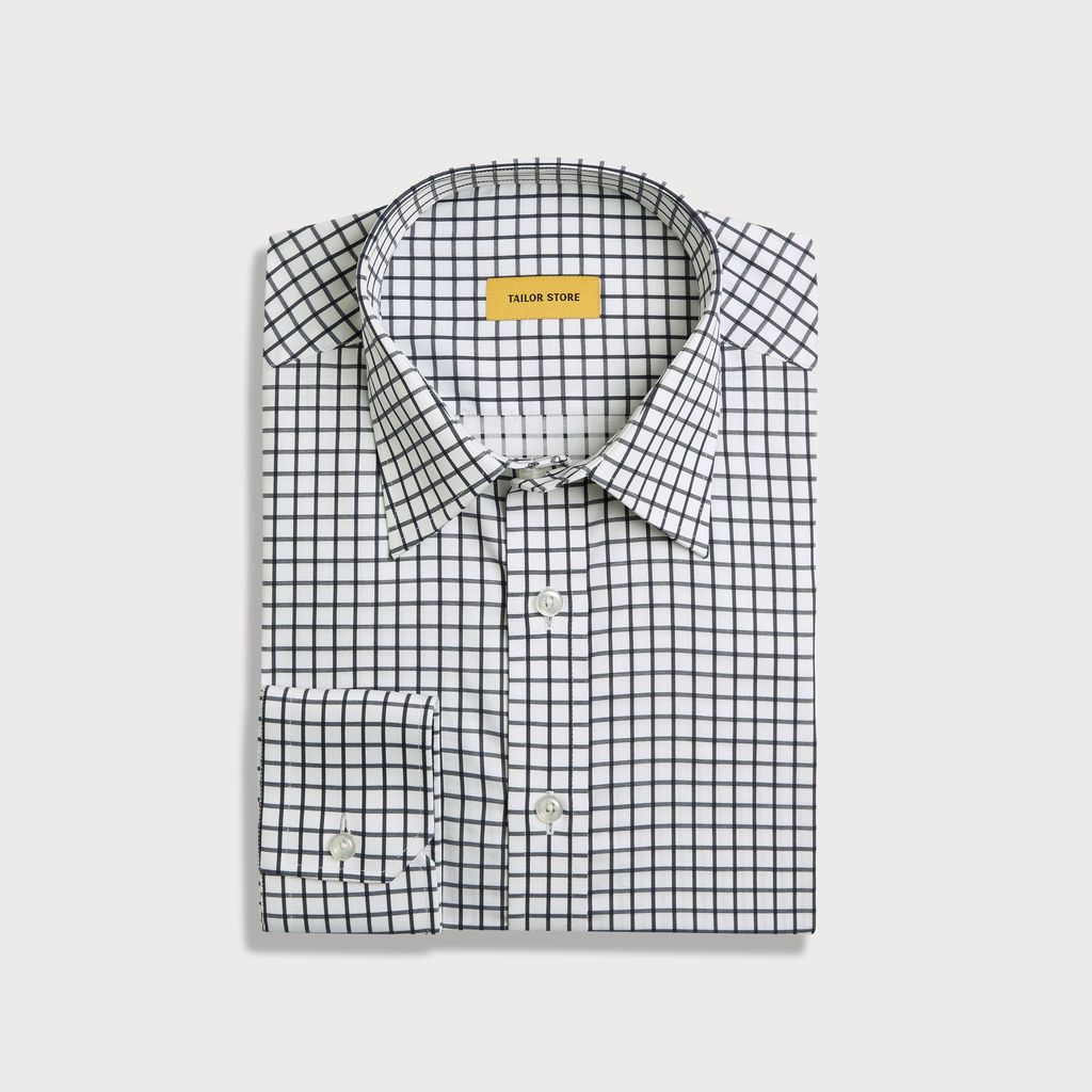 Weißes kariertes Hemd