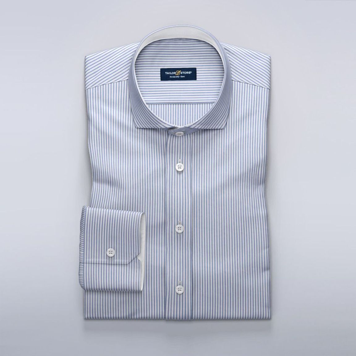 Middelblauw gestreept business overhemd met een zijdeachtige afwerking