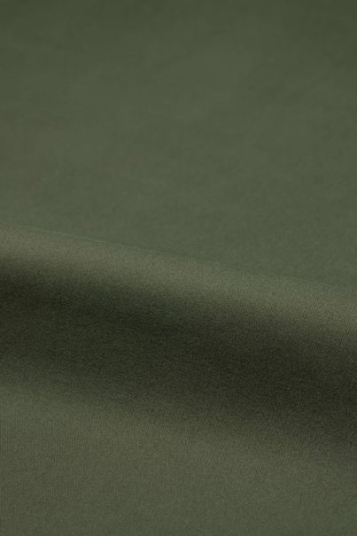 Militärgröna stretch chinos