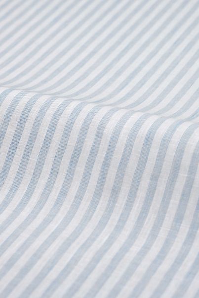 Chemise bleu clair en mélange de lin