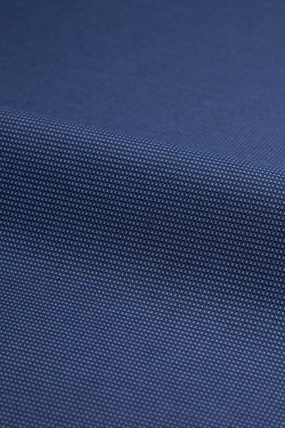 Chemise business en bleu foncé