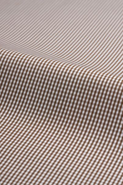 Braun kariertes Business-Hemd