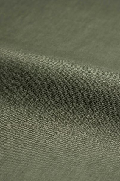 Short en lin vert olive