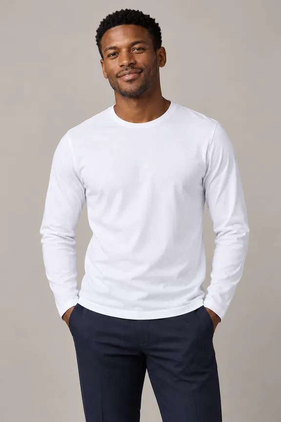 catalog/14071_tshirt_long_sleeve_crew_neck_stitched_fabric_4638_model_002_pose_016_tshirt_regular_material_cotton_jersey_bg_11_nopocket_untucked_e3g1h3_upper_body_front.png