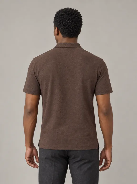 14793-heritance-walnut-melange-polo_short_sleeve_polo_collar_two_buttons_fabric_4863_model_038_pose_013_polo_regular_material_pima_pique_bg_11_nopocket_untucked_e0g0h0_upper_body_back.png