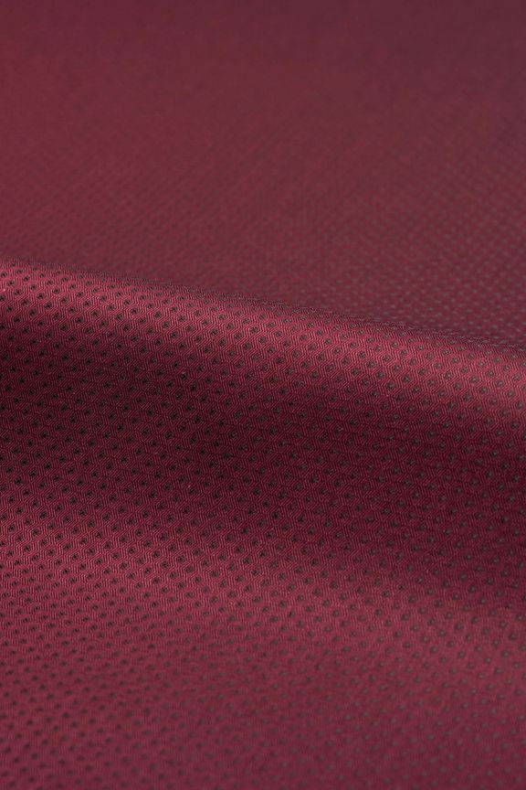 5204 Gillingham, dark red.jpg