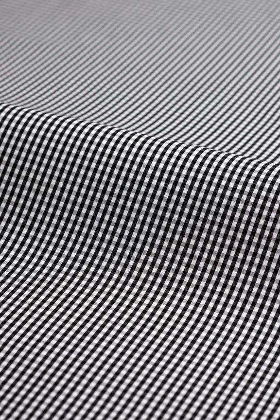 fabric-images/4675 - Chesterfield, black-v3.jpg