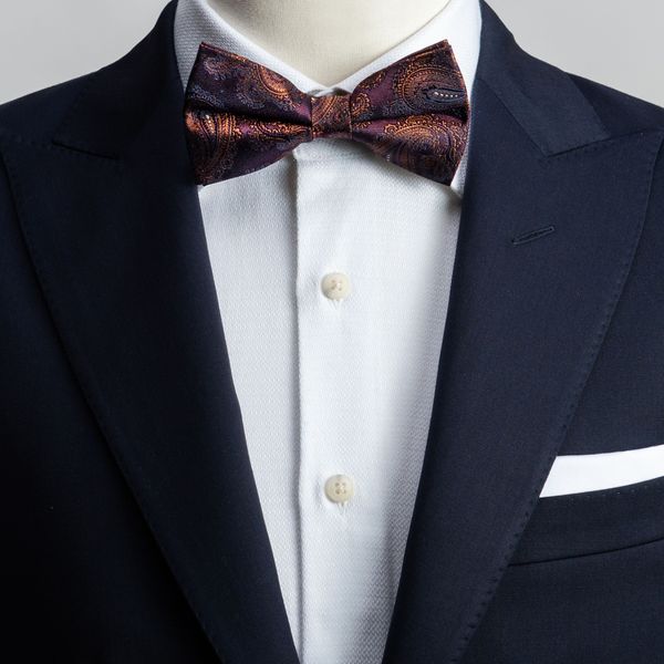 Plum paisley bow tie | Tailor Store®