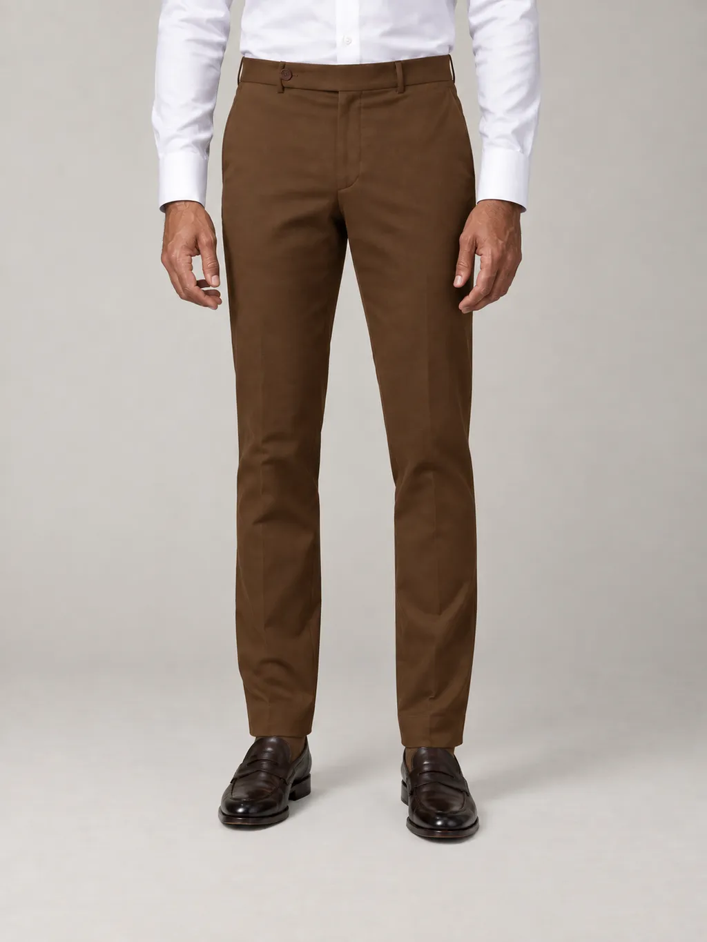 Maßgeschneiderte Chino-Hose aus warmem braunem Twill