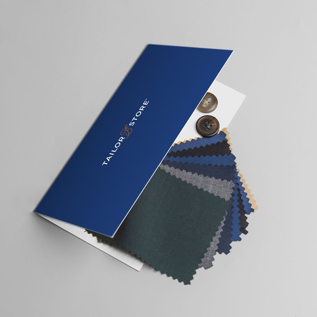Catalogue avec des options de costumes classiques
