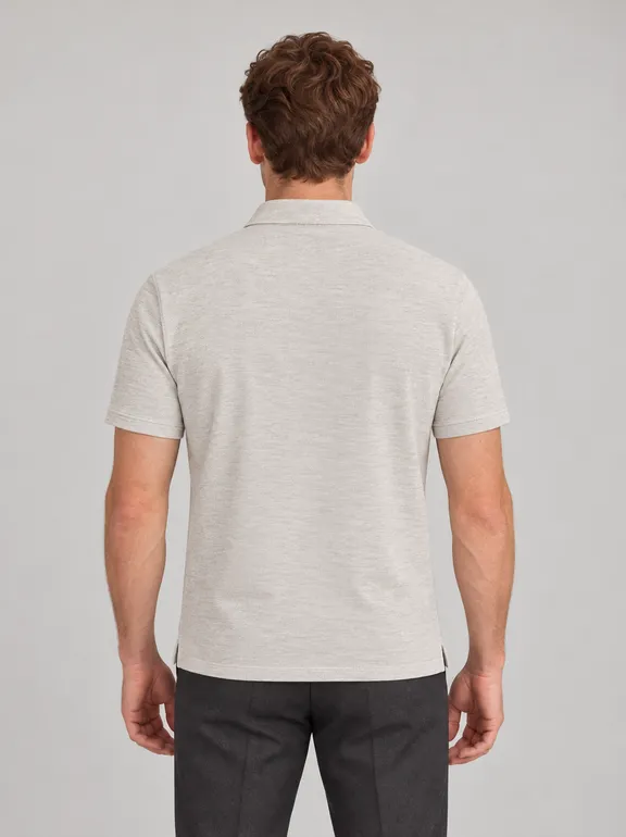 14336-heritance-beige-melange-polo_short_sleeve_polo_collar_two_buttons_fabric_4679_model_045_pose_002_polo_regular_material_pima_pique_bg_11_nopocket_untucked_e0g0h0_upper_body_back.png